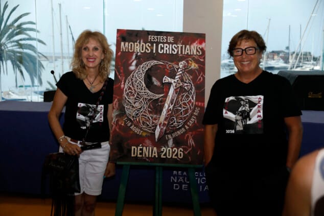 Los Moros y Cristianos de Dénia presentan el programa de 2026 con Luis Sentí como pregonero y un cartel de Juan Caravaca 34 moros i cristians de denia dan a conocer el cartel programacion y pregonero 14