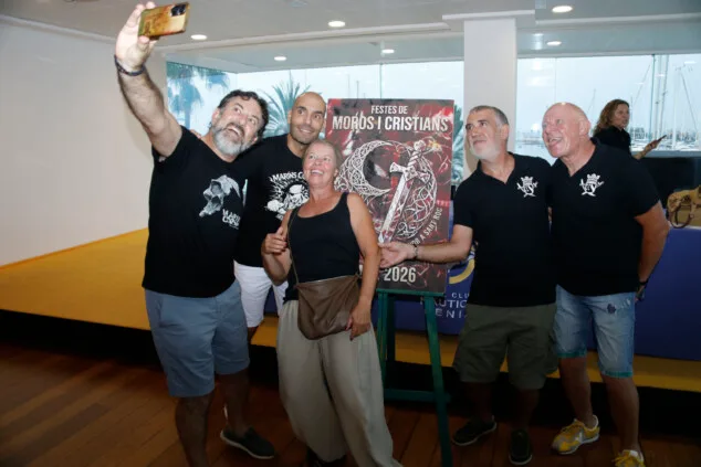 moros i cristians de denia dan a conocer el cartel programacion y pregonero 17