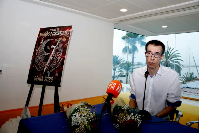 moros i cristians de denia dan a conocer el cartel programacion y pregonero 24