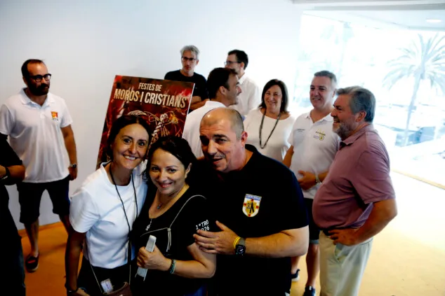 moros i cristians de denia dan a conocer el cartel programacion y pregonero 27