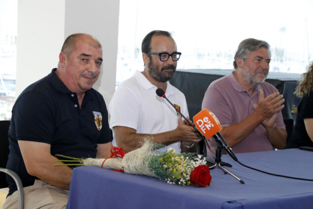 Los Moros y Cristianos de Dénia presentan el programa de 2026 con Luis Sentí como pregonero y un cartel de Juan Caravaca 6 moros i cristians de denia dan a conocer el cartel programacion y pregonero 47