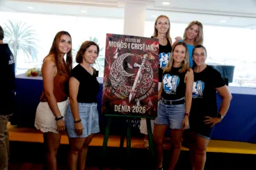 Moros i Cristians de Dénia dan a conocer el cartel, programación y pregonero (8)
