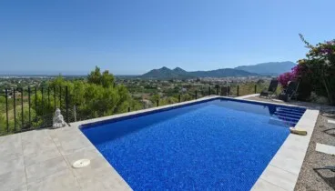 Piscina con vistas