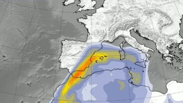 La Marina Alta vuelve al aviso naranja: calor extremo, calima y parques naturales cerrados 3 prevision de la aemet de la lengua de polvo en suspension sobre la comunitat valenciana el jueves 16 de julio a las 06 00 horas