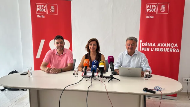 rueda de prensa del pspv de la marina alta para valorar los presupuestos autonomicos del 2026