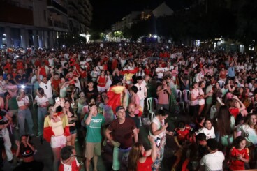 Seguimiento del partido del Mundial de fútbol en Dénia 6