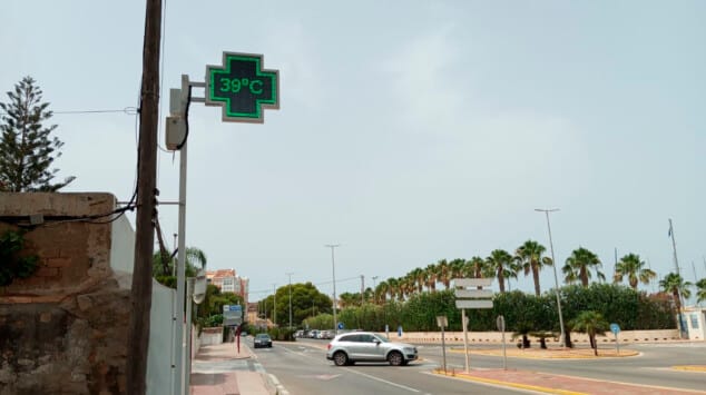 termometro a 39 grados en denia este verano 2026