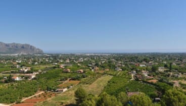 Vistas al mar y al valle