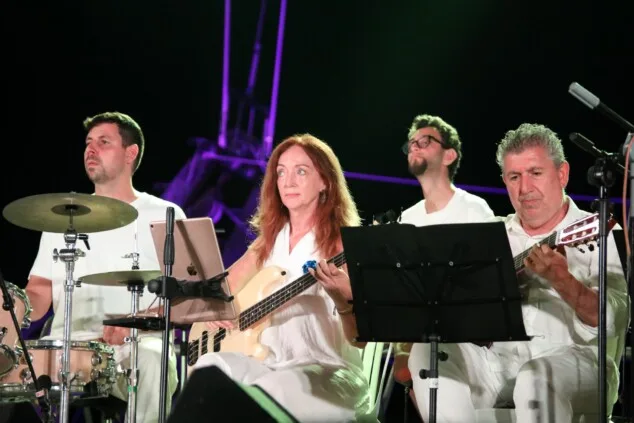 Goles, havaneres y un vuelco inesperado: la crónica de la noche más intensa de las fiestas de Dénia 50 xxvii cantada dhavaneres de denia 12