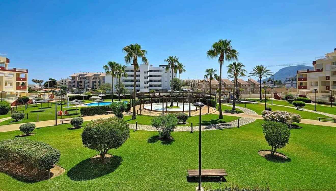 Zonas comunes y servicios exteriores en Las Marinas
