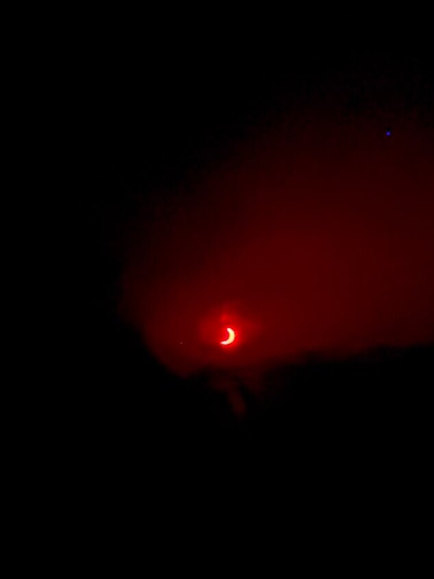 El eclipse solar en Dénia, entre la decepción por las nubes y un sobrecogedor apagón de última hora 8 asi se vivio el eclipse en denia 4