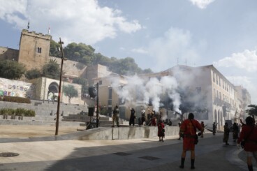 Batalla de arcabucería y misa de los Moros y Cristianos 2026 de Dénia 11