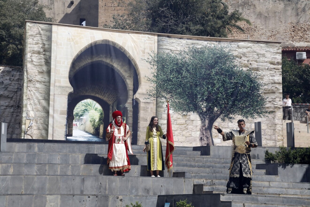 Batalla de arcabucería y misa de los Moros y Cristianos 2026 de Dénia 15