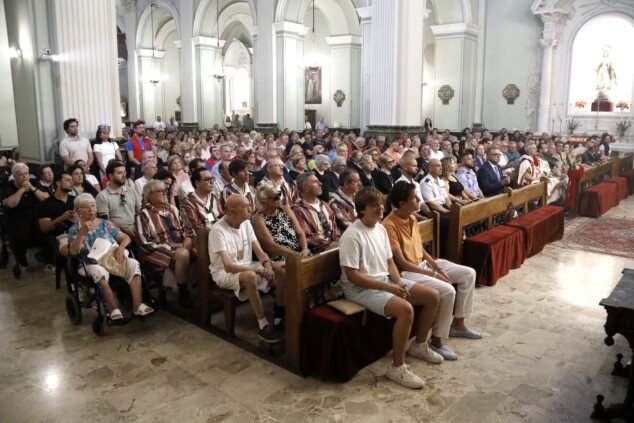 El atronador estallido de los arcabuces toma el centro de Dénia antes del esperado Milagro de la Niebla 36 batalla de arcabuceria y misa de los moros y cristianos 2026 de denia 33