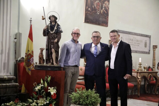 El atronador estallido de los arcabuces toma el centro de Dénia antes del esperado Milagro de la Niebla 52 batalla de arcabuceria y misa de los moros y cristianos 2026 de denia 49