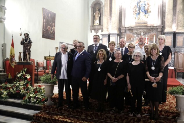 El atronador estallido de los arcabuces toma el centro de Dénia antes del esperado Milagro de la Niebla 53 batalla de arcabuceria y misa de los moros y cristianos 2026 de denia 50