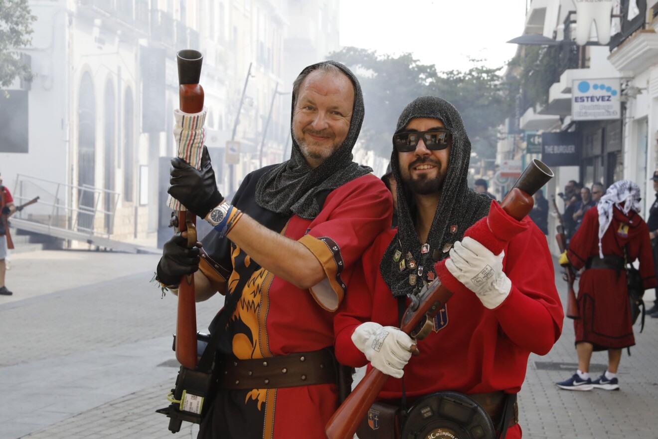 Batalla de arcabucería y misa de los Moros y Cristianos 2026 de Dénia 9