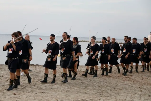 Dénia firma la tregua a orillas del mar: las tropas moras conquistan la escollera norte antes del gran choque 14 desembarco moro de denia de 2026 11