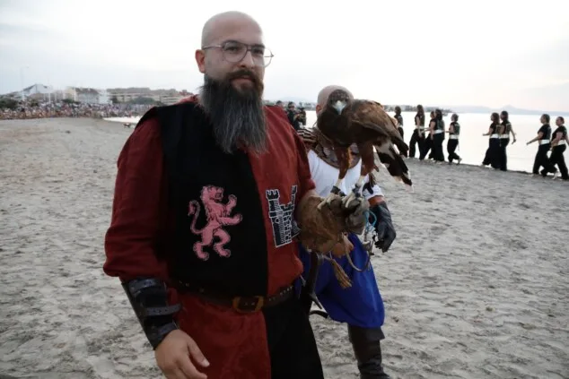 Dénia firma la tregua a orillas del mar: las tropas moras conquistan la escollera norte antes del gran choque 21 desembarco moro de denia de 2026 18