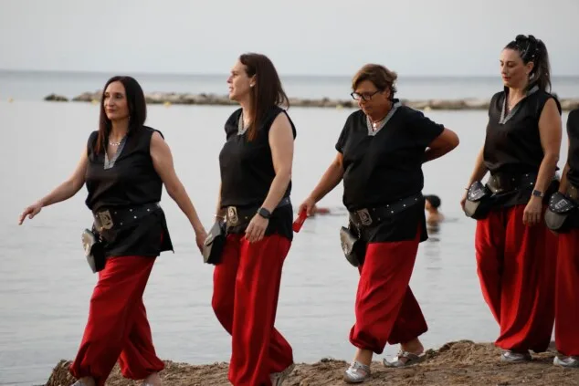 Dénia firma la tregua a orillas del mar: las tropas moras conquistan la escollera norte antes del gran choque 32 desembarco moro de denia de 2026 29