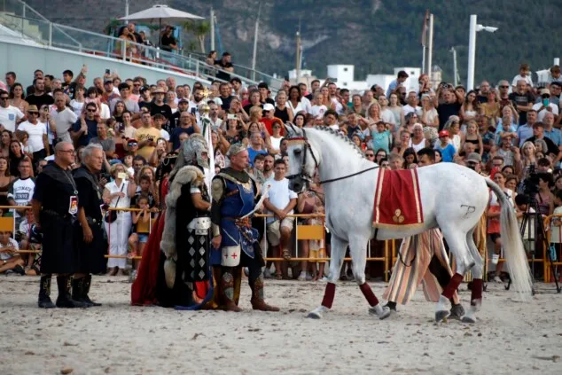 Dénia firma la tregua a orillas del mar: las tropas moras conquistan la escollera norte antes del gran choque 55 desembarco moro de denia de 2026 52