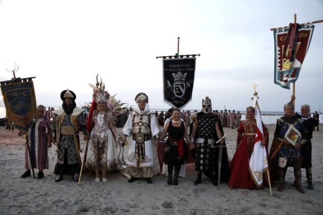 Dénia firma la tregua a orillas del mar: las tropas moras conquistan la escollera norte antes del gran choque 98 desembarco moro de denia de 2026 95