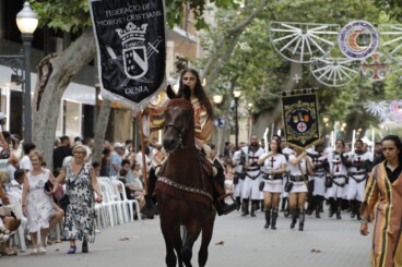 Desfile de gala de los Moros y Cristianos 2026 de Dénia 1