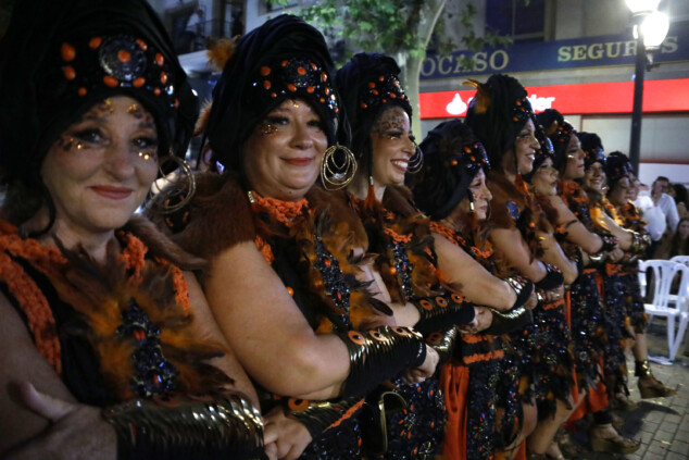 Los boatos de Cavallers de Me’n Fot y la filà Walies conquistan el centro de Dénia en su día grande 200 desfile de gala de los moros y cristianos 2026 de denia 197
