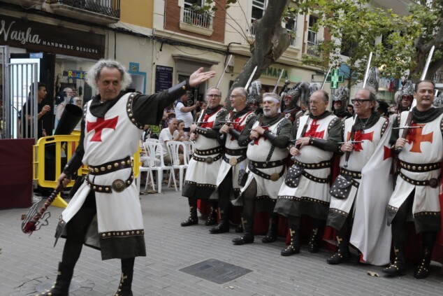 Los boatos de Cavallers de Me’n Fot y la filà Walies conquistan el centro de Dénia en su día grande 11 desfile de gala de los moros y cristianos 2026 de denia 8