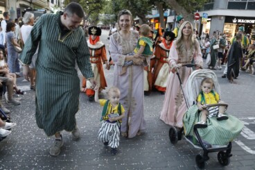 Desfile infantil y entrada de bandas de los Moros y Cristianos de Dénia 2026 101