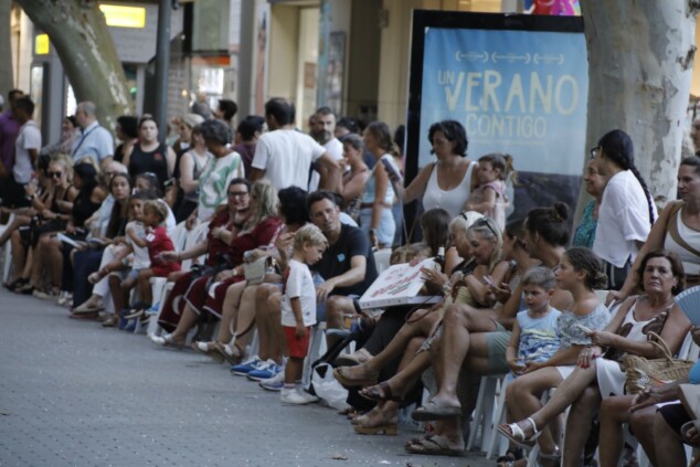 La cantera de los Moros y Cristianos toma Dénia: la espectacularidad del desfile infantil confirma el futuro de la fiesta 108 desfile infantil y entrada de bandas de los moros y cristianos de denia 2026 104
