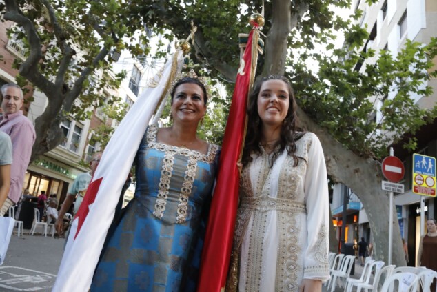 La cantera de los Moros y Cristianos toma Dénia: la espectacularidad del desfile infantil confirma el futuro de la fiesta 118 desfile infantil y entrada de bandas de los moros y cristianos de denia 2026 114
