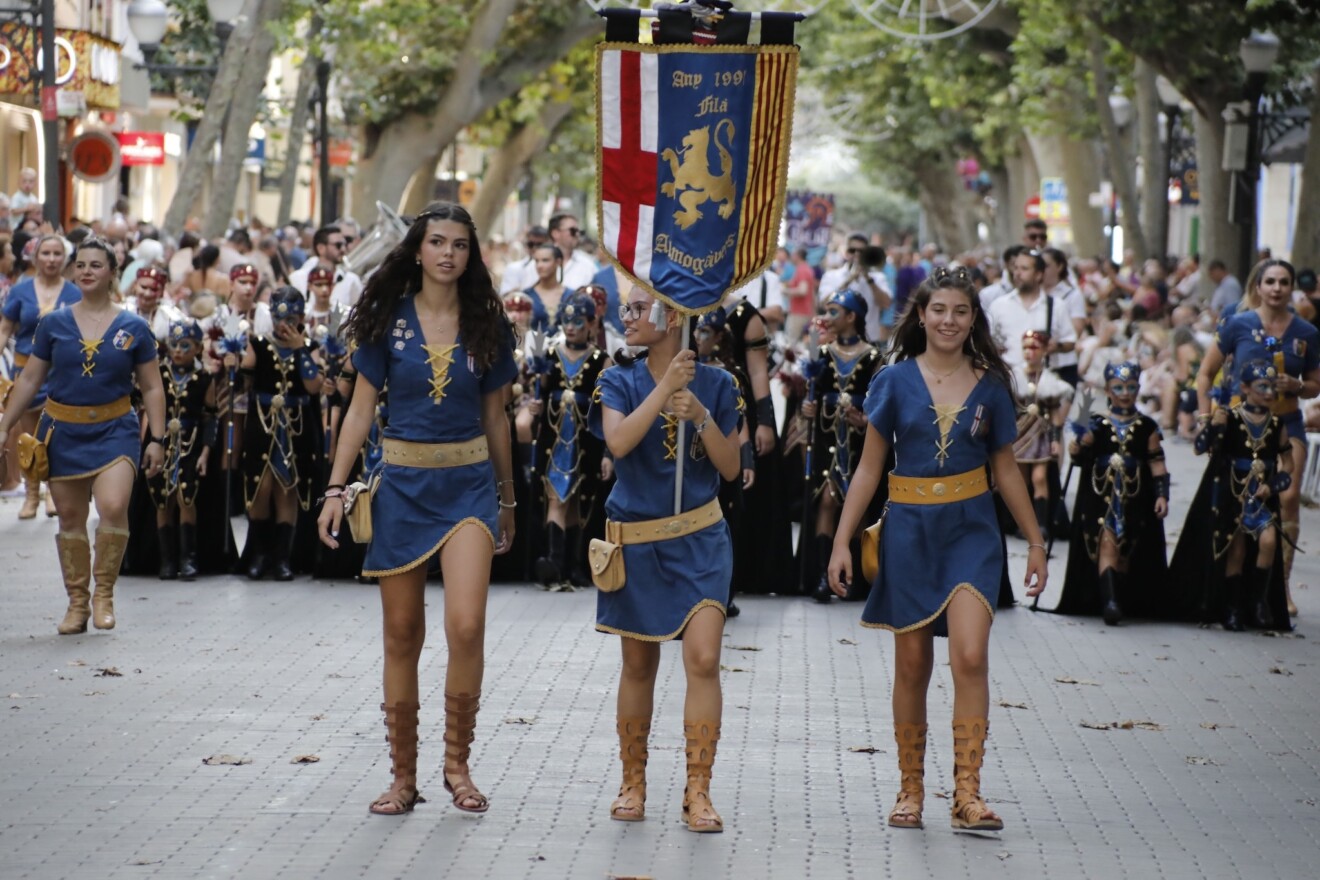 Desfile infantil y entrada de bandas de los Moros y Cristianos de Dénia 2026 25