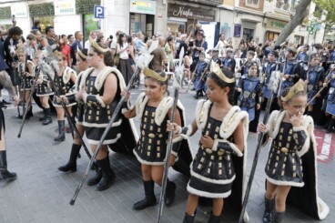 Desfile infantil y entrada de bandas de los Moros y Cristianos de Dénia 2026 3