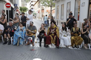 Desfile infantil y entrada de bandas de los Moros y Cristianos de Dénia 2026 31