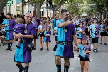 Desfile infantil y entrada de bandas de los Moros y Cristianos de Dénia 2026 32
