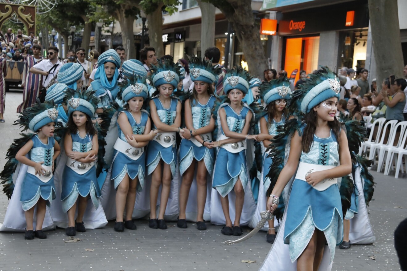 Desfile infantil y entrada de bandas de los Moros y Cristianos de Dénia 2026 65