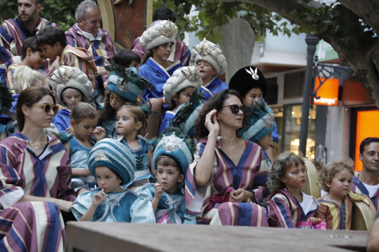Desfile infantil y entrada de bandas de los Moros y Cristianos de Dénia 2026 73