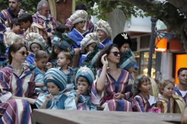 Desfile infantil y entrada de bandas de los Moros y Cristianos de Dénia 2026 73