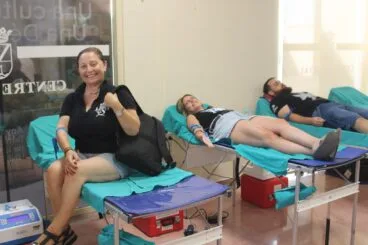 Donación de sangre festera en el Centro Social de Dénia