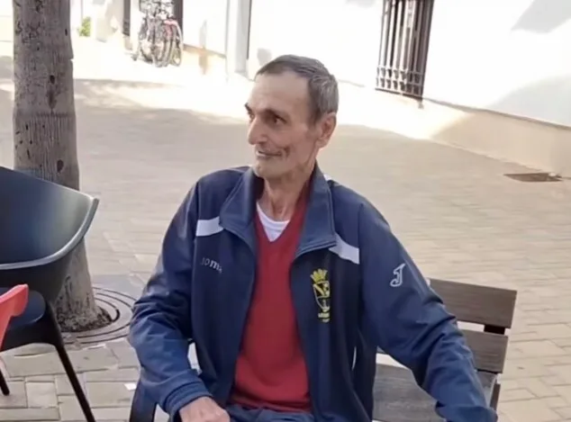 el polit en baix la mar