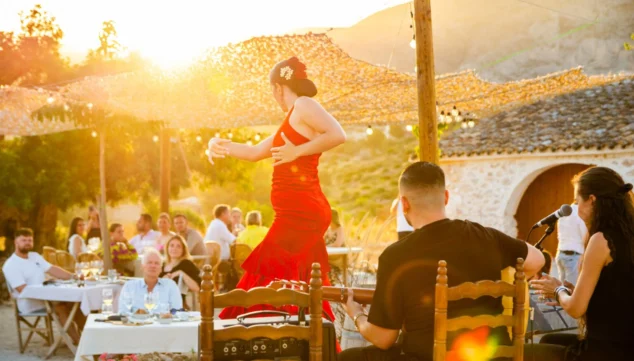 Disfruta en agosto de dos veladas de gastronomía, vino y flamenco 1 Imagen: Flamenco Dinner