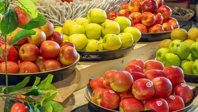 Fruta, aperitivos y arroz: la cesta perfecta para este verano 12 frutas y verduras de temporada