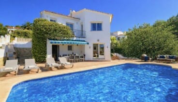 Pasar unas vacaciones en la Costa Blanca requiere una villa amplia y acondicionada