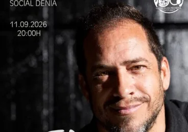 El Langui aterriza en Dénia con un monólogo de humor y superación personal 3 portada de la actuacion de el langui en denia