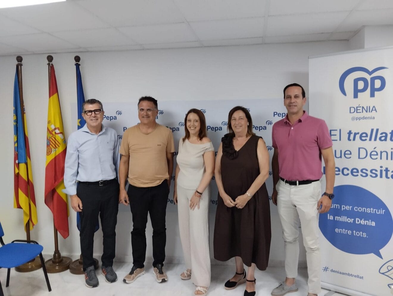 Representantes del Partido Popular en Dénia para presentar las inversiones de la Generalitat.