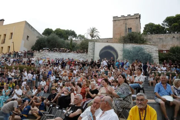 Arrancan los Moros y Cristianos de Dénia: así fue el primer gran día de fiesta 106 pregon y bienvenida a las fiestas de moros y cristianos 2026 de denia 102