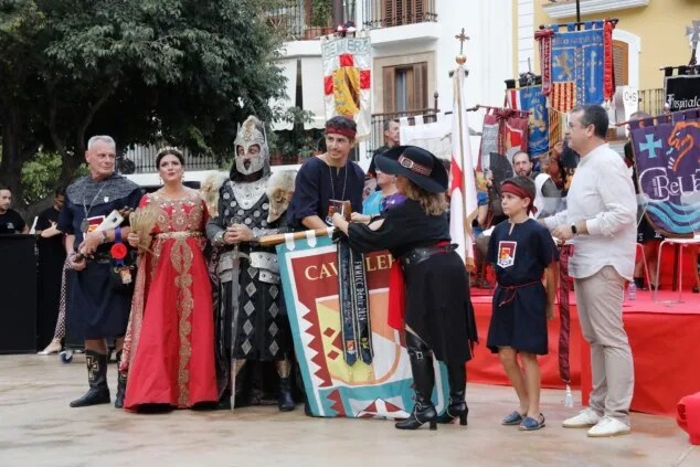 Arrancan los Moros y Cristianos de Dénia: así fue el primer gran día de fiesta 107 pregon y bienvenida a las fiestas de moros y cristianos 2026 de denia 103