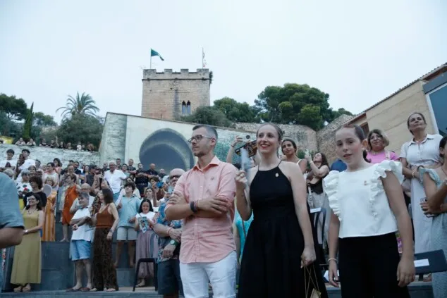 Arrancan los Moros y Cristianos de Dénia: así fue el primer gran día de fiesta 26 pregon y bienvenida a las fiestas de moros y cristianos 2026 de denia 22