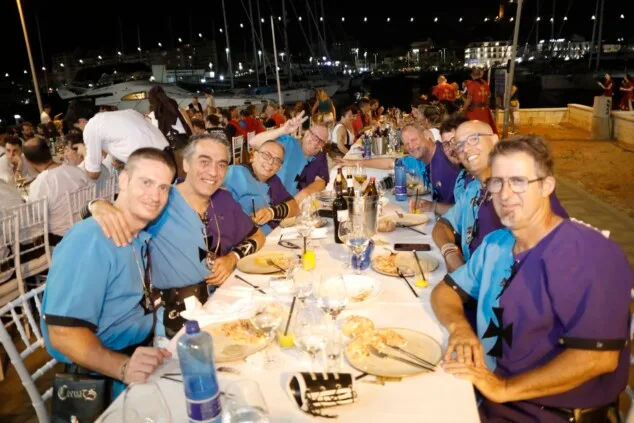 Arrancan los Moros y Cristianos de Dénia: así fue el primer gran día de fiesta 40 pregon y bienvenida a las fiestas de moros y cristianos 2026 de denia 36